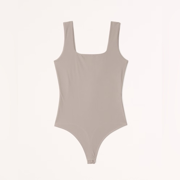 NWT Abercrombie & Fitch Soft Matte Seamless Squareneck Bodysuit Brown sz M - Picture 2 of 4
